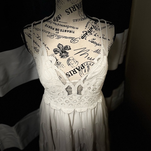 ZENANA: White Flowy Tank Top • Size: 2X • New without Tags - Picture 4 of 6